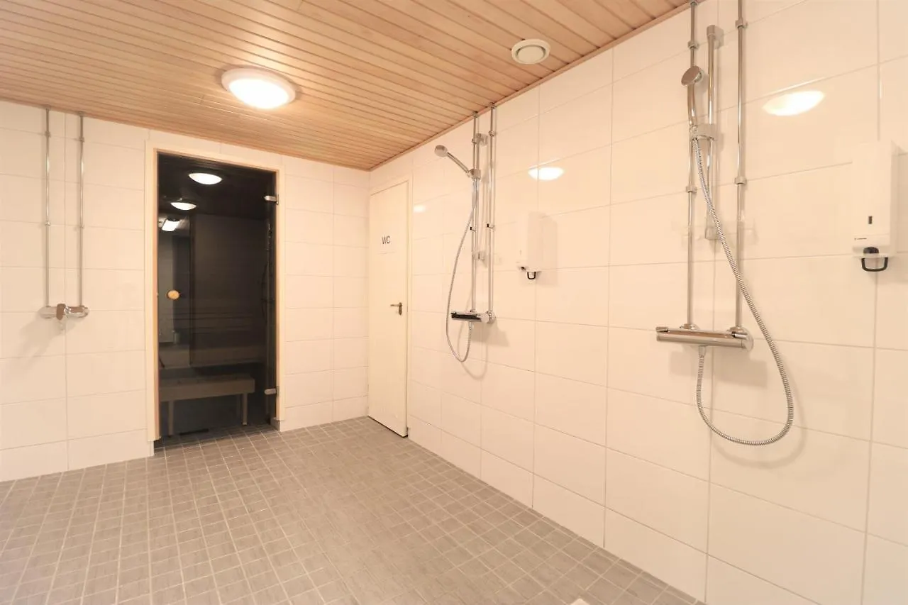 Forenom Aparthotel Helsinki Herttoniemi 3*,